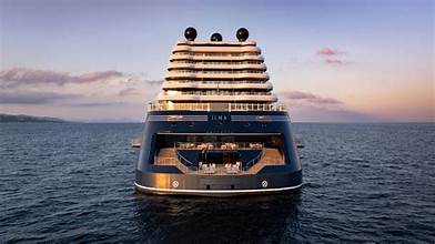 Accommodation & Luxury Boat